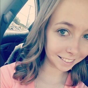 Meet your Posher, Ashkea